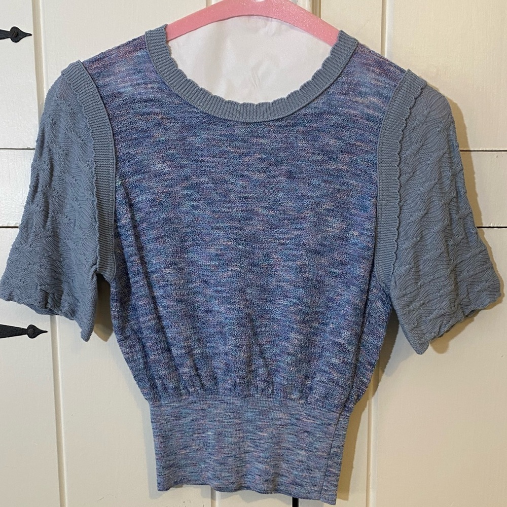 Free People Heather Blue Sweater with Contrasting Sleeve Detail. Size: Medium.